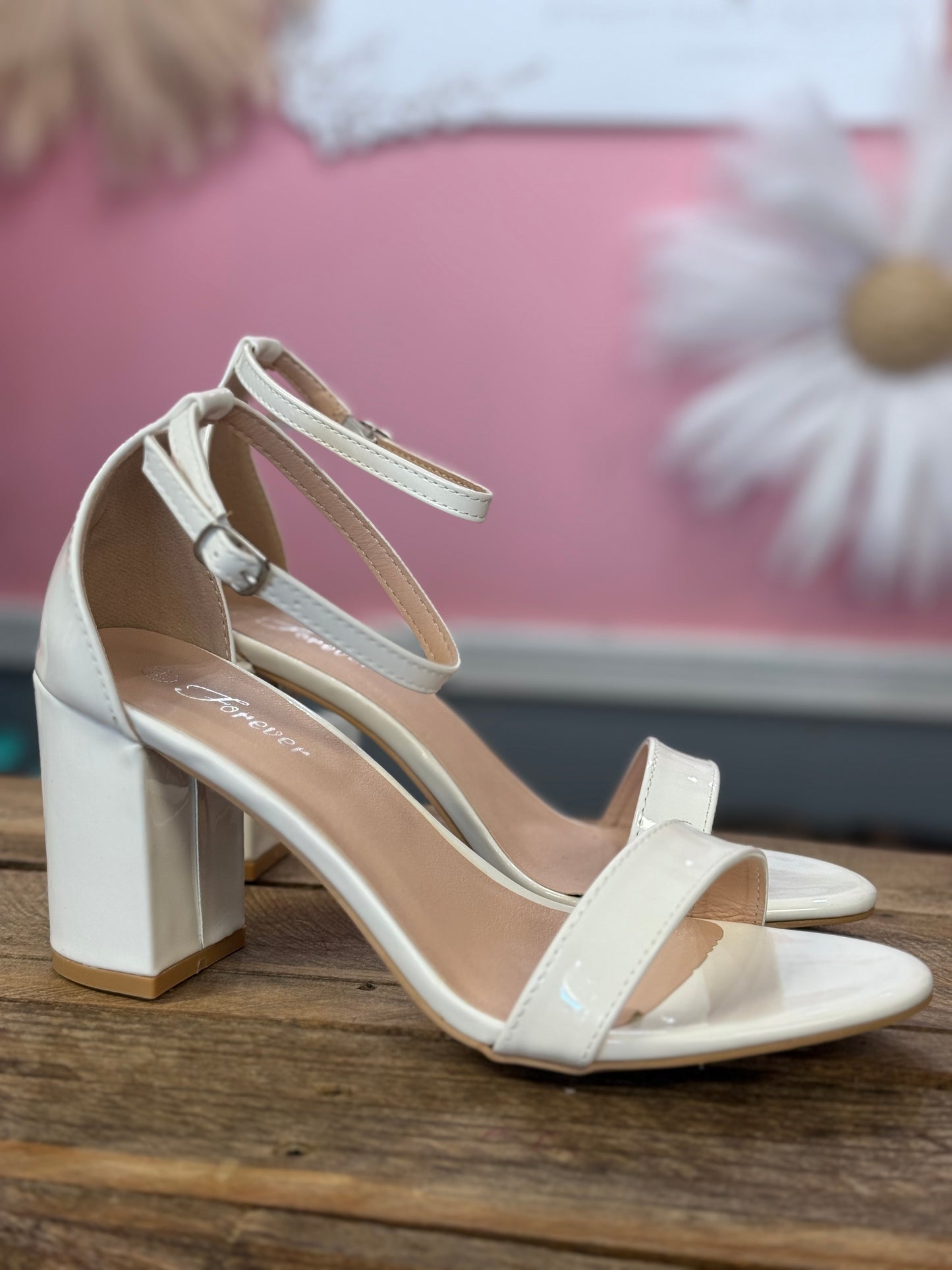 White Brandy Heel