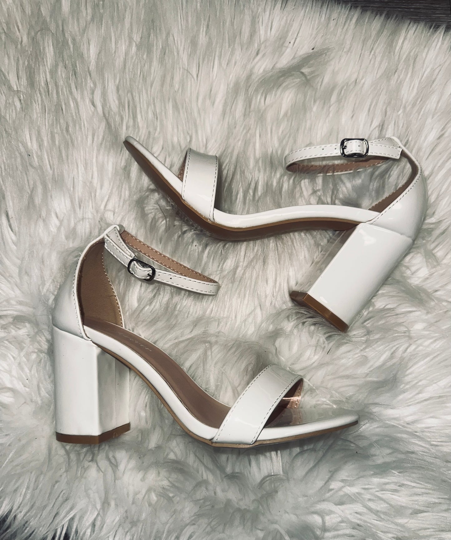 White Brandy Heel