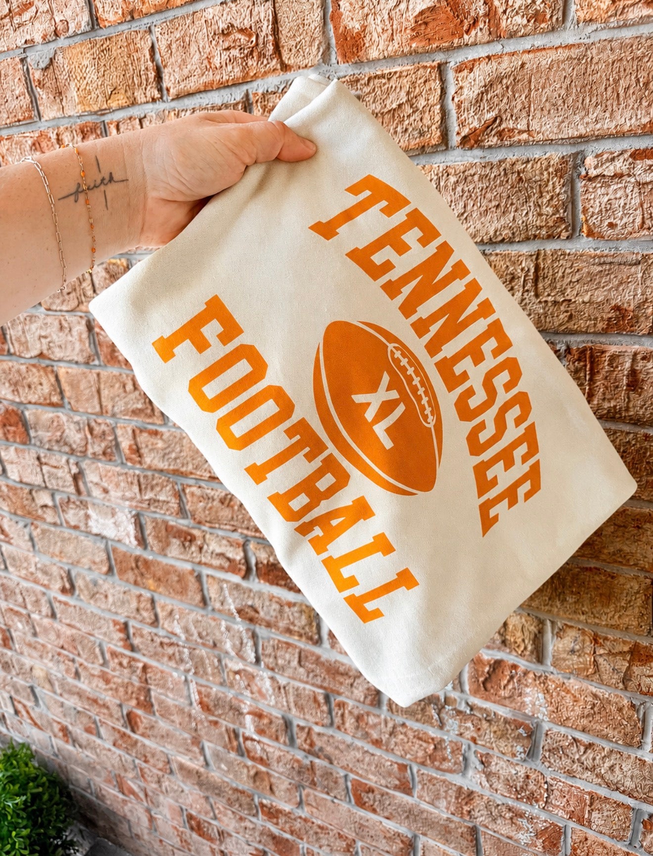 TENNESSEE FOOTBALL CREW