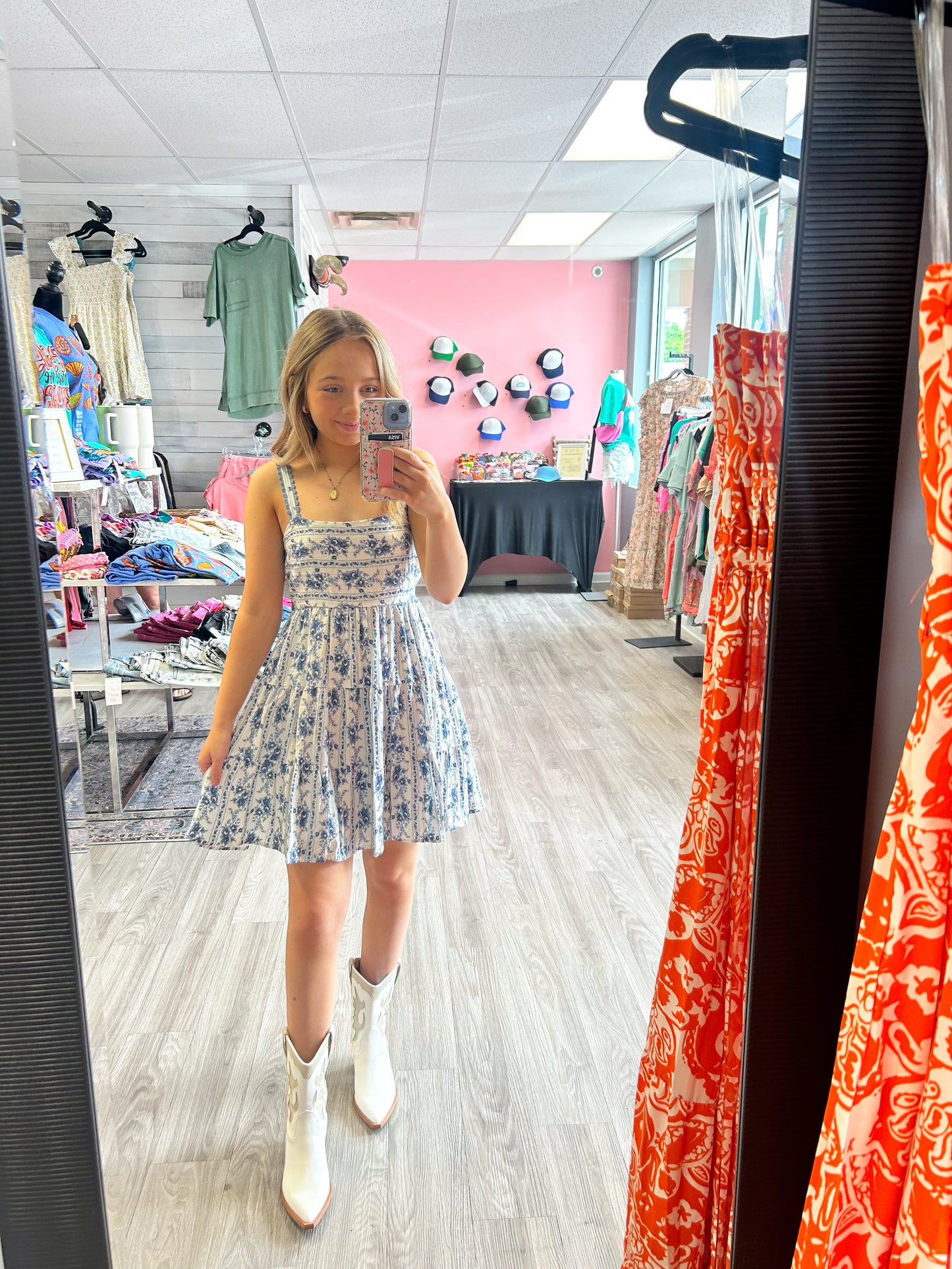 Show-Down Vintage Floral Dress