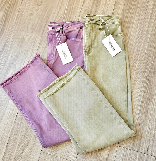 Stretchy Icon Non Distressed Jeans