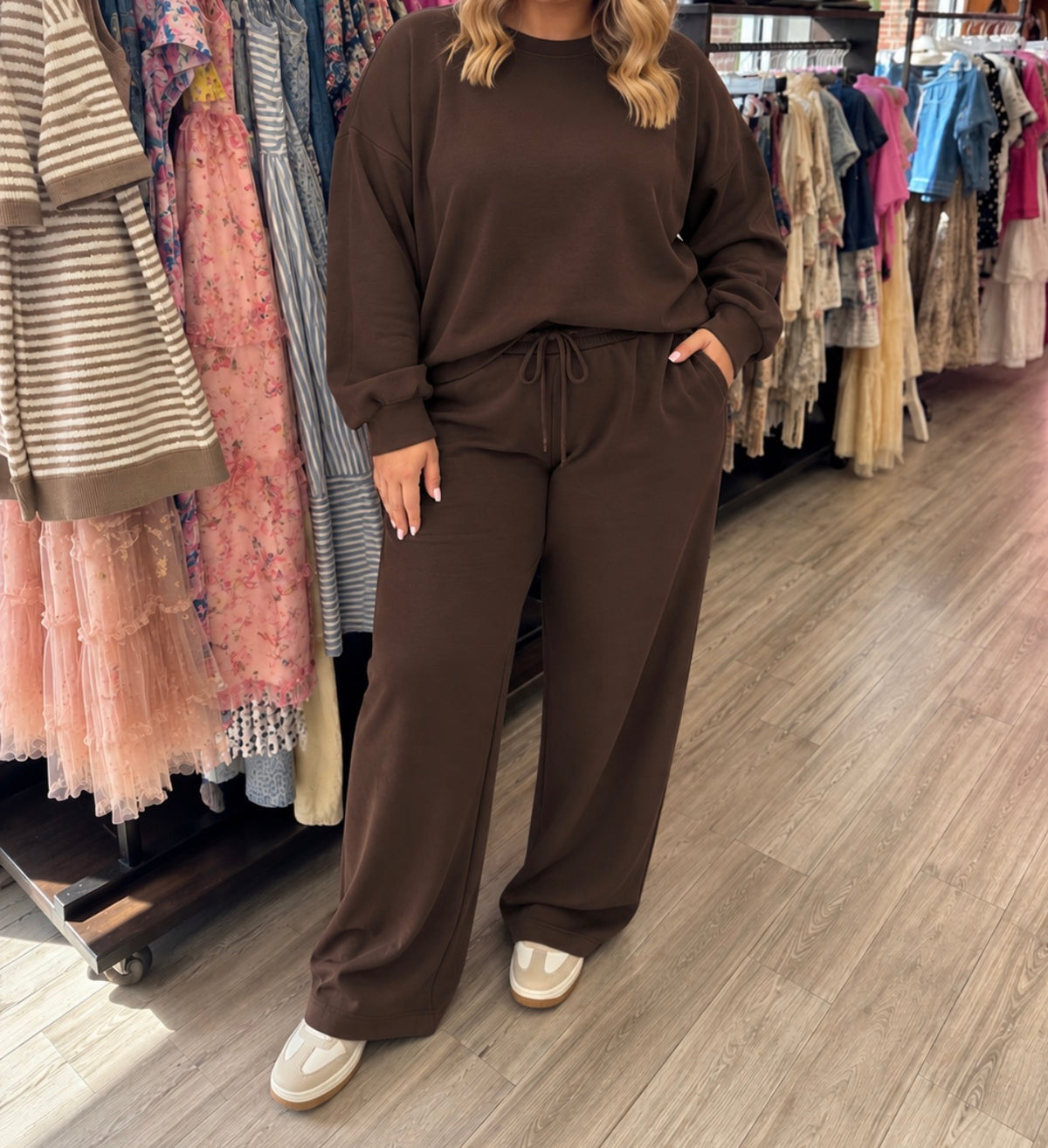 Brown Set Curvy