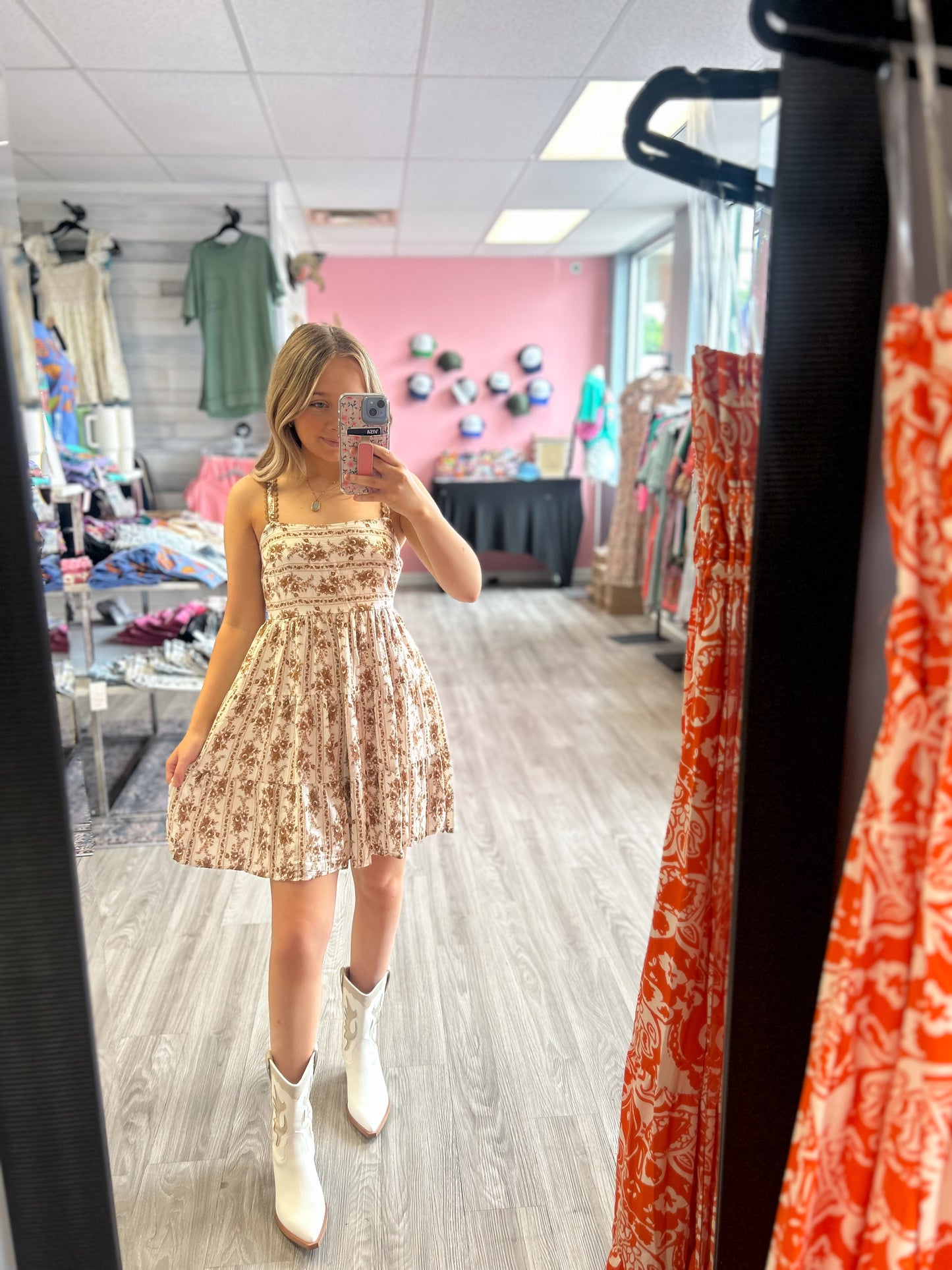 Show-Down Vintage Floral Dress