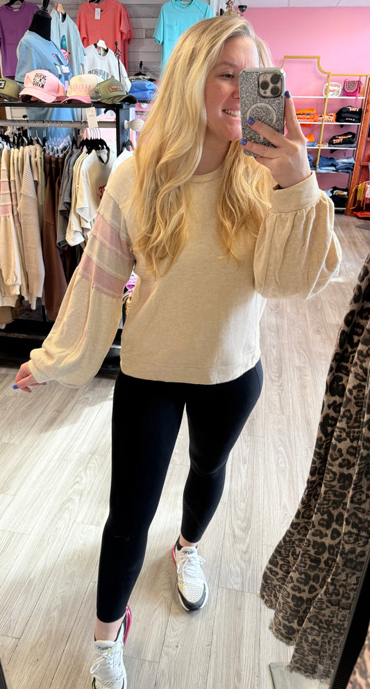 Blushing Latte Top