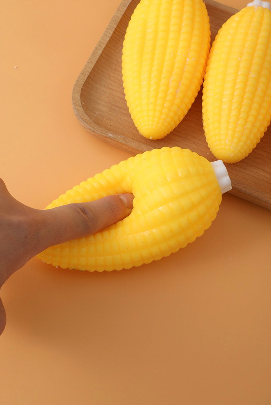 CORN SQUISHY