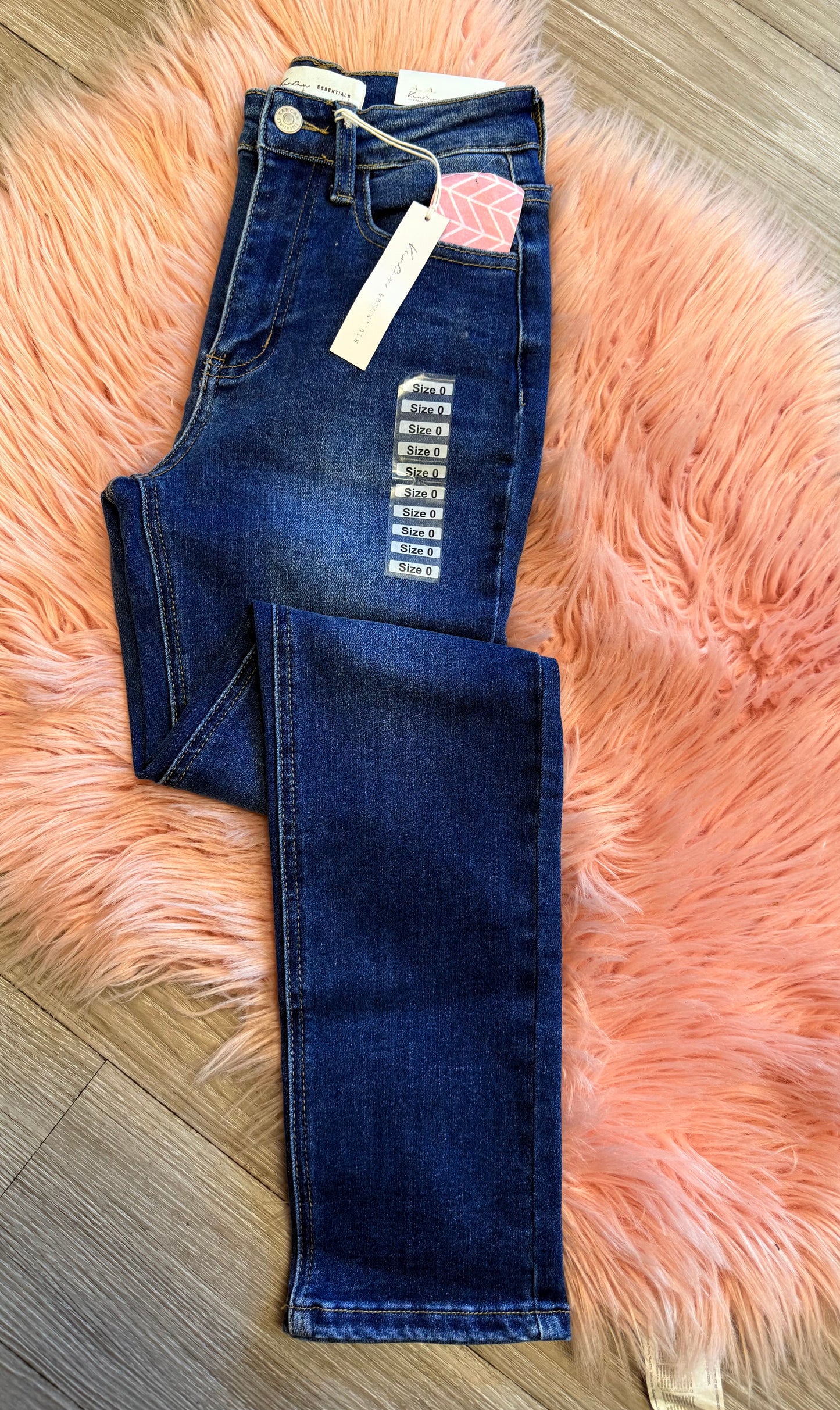 Kancan Super Stretchy Skinny Jeans