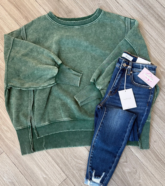 Green Mineral Washed Sweatshirt Split Hem
