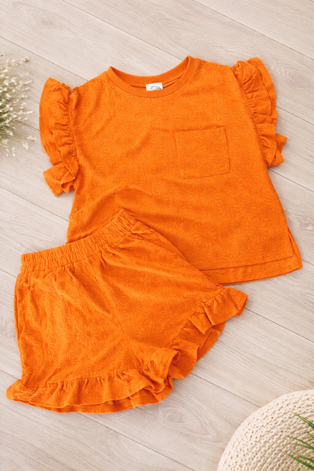 Sunshine Daisy Outfit